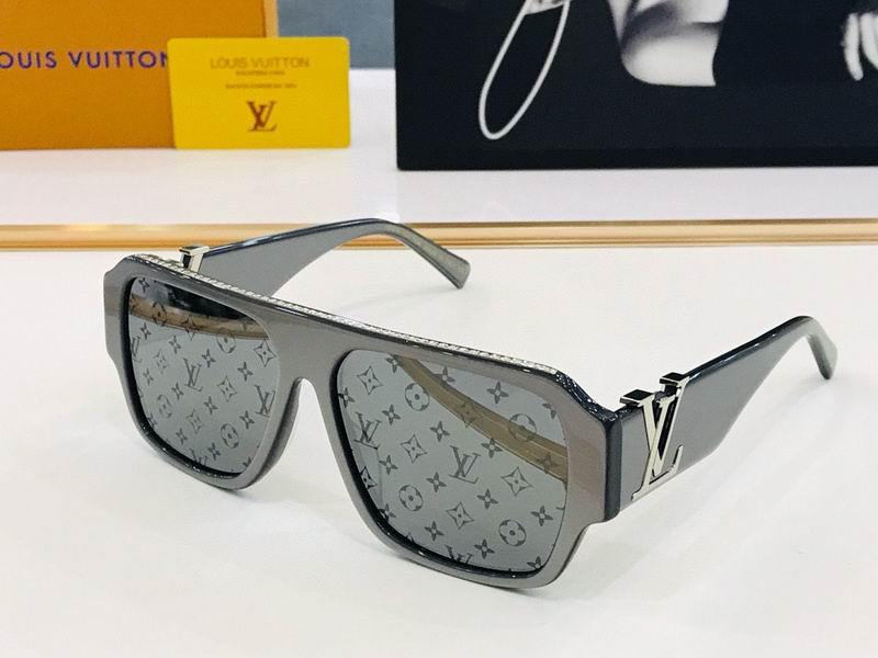 LV Sunglasses 392